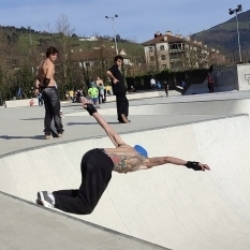 Skate egiten